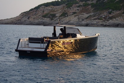 Miete Motorboot FJORD 40 open Saint-Tropez