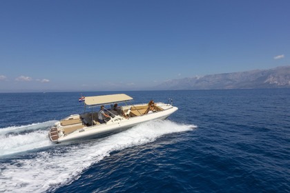 Charter Motorboat Ivela Rs 31 Makarska