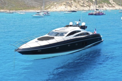 Noleggio Yacht Sunseeker Predator 72 Antibes