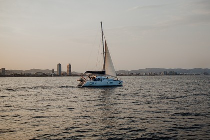 Alquiler Catamarán Lagoon 380 Barcelona