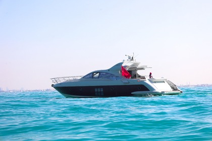 Verhuur Motorjacht Azimut Sura Dubai