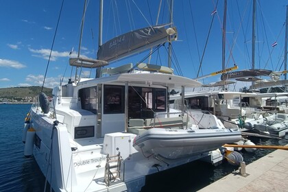 Verhuur Catamaran Catana Group Bali 4.4 - 4 + 2 cab. Marina Frapa