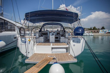 Rental Sailboat Jeanneau Sun Odyssey 440  Palma de Mallorca