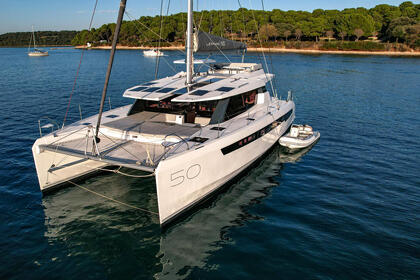 Czarter Katamaran  Leopard 50 Trogir
