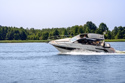 Charter Motorboat Grandezza 28 Gizycko