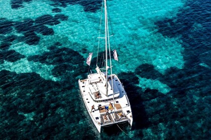 Hire Catamaran Lagoon 500 Puerto Portals