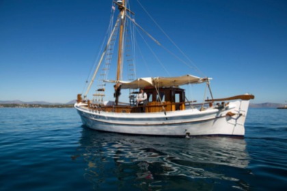 Rental Sailboat Greek Custom Trehandiri(kaiki) Spetses
