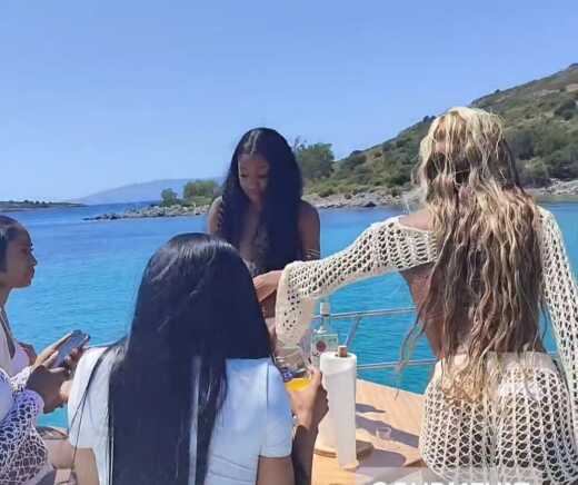 Bodrum Motor Yacht Gurmeyat with Jacuzzi alt tag text