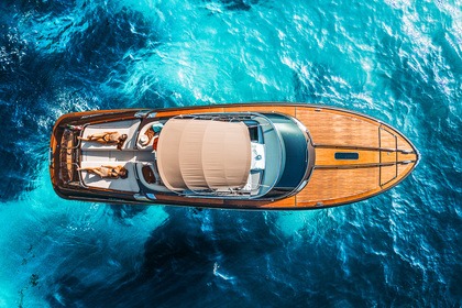 Verhuur Motorboot Riva Rivarama 44 Capri