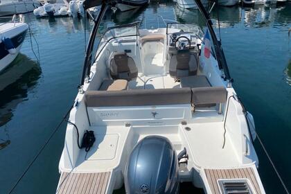 Charter Motorboat Jeanneau Cap Camarat 6.5 Br Les Issambres