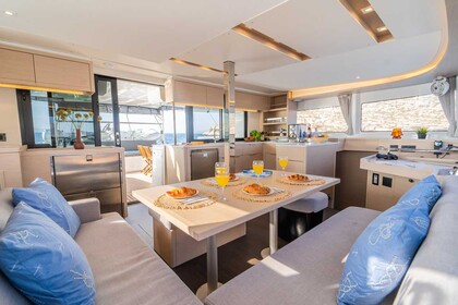 Charter Catamaran Lagoon-Bénéteau Lagoon 46 - 4 + 2 cab. Šibenik