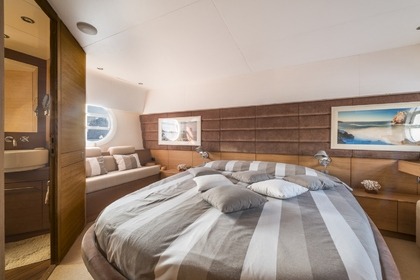 Alquiler Yate a motor Aicon 72 SL Capri