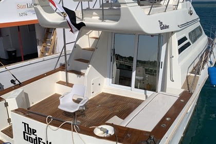 Charter Motor yacht Birchwood boats 44 Motor Yacht Hurghada