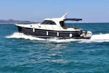 Rental Motorboat ADRIANA 44 BT (22) Sukošan