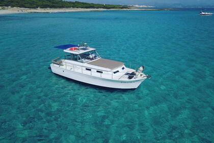 Rental Motorboat Chris Craft Commander 31 Can Picafort