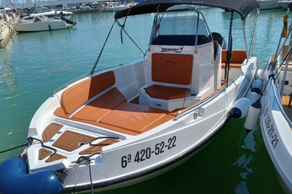 Hire Motorboat Nireus 620 CL Castelldefels
