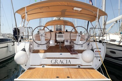 Ενοικίαση Ιστιοπλοϊκό σκάφος Bavaria Yachtbau Bavaria Cruiser 46 - 4 cab. Πούλα