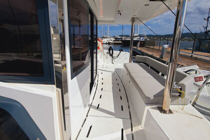 Charter Catamaran CATANA BALI 4.6- 5 CABINS Road Town