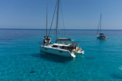 Charter Catamaran Fountaine Pajot Helia 44 Cartagena