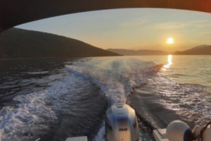 Rental Motorboat Atlantic Marine 670 Kotor