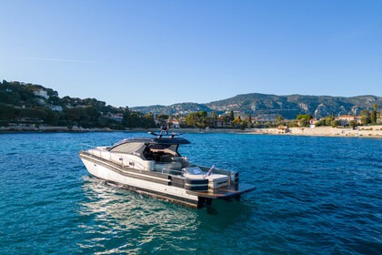 Hire Motorboat Yacht Industrie/insta tender cat 45 Tender cat Beaulieu-sur-Mer