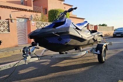 Alquiler Moto de agua Seadoo spark trix 2023 Rosas