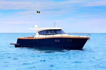 Hire Motorboat BauMarine Lobster 39 feet Sorrento
