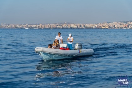 Hire Motorboat Custom Rib 7,20 metri Aci Castello