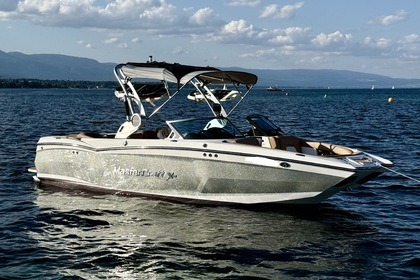 Rental Motorboat Mastercraft XStar Geneva