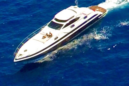 Verhuur Motorboot Conam 58 Sport hard top Saint-Tropez