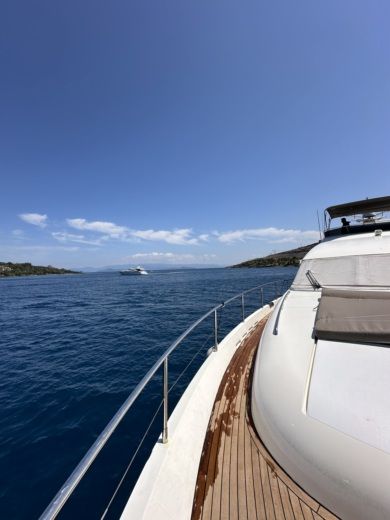 Бодрум Motorboat Fairline 55 alt tag text