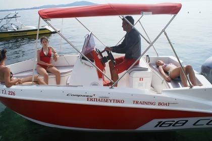 Charter Motorboat Compass 168 CC Ouranoupoli