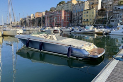 Location Bateau à moteur Chris Craft Corsair 32 Heritage Bastia