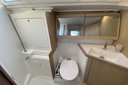 Aluguel Veleiro Beneteau Oceanis 45 Vannes