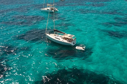 Hyra båt Segelbåt Beneteau Oceanis 40 Menorca