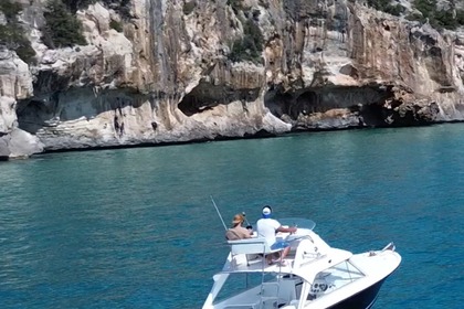 Aluguel Lancha Bertram Fischerman 25 Gulf of Orosei