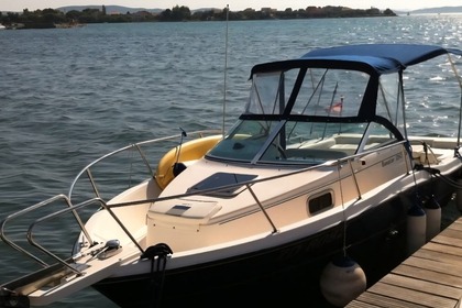 Rental Motorboat Karnic 2260 blue water Sukošan