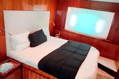 Rental Motor yacht Dubai Marine 70 Dubai Marina