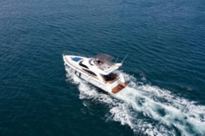 Hire Motorboat Dyna 48 Athens