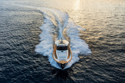 Rental Motorboat Fratelli Aprea Lancia Fratelli Aprea 52ft Sorrento