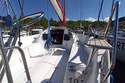 Charter Sailboat Twister Twister 26 Gizycko