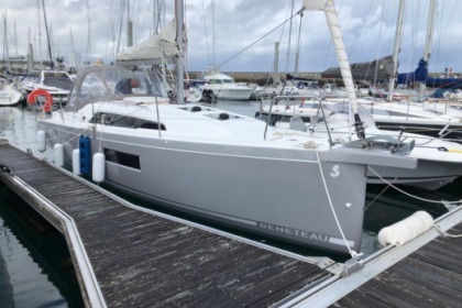 Verhuur Zeilboot Beneteau Oceanis 30.1 Saint-Quay-Portrieux