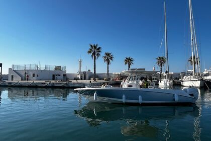 Rental Motorboat Boston Whaler Outrage 32 Sitges
