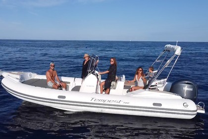 Location Semi-rigide Capelli Capelli Tempest 700 Antibes