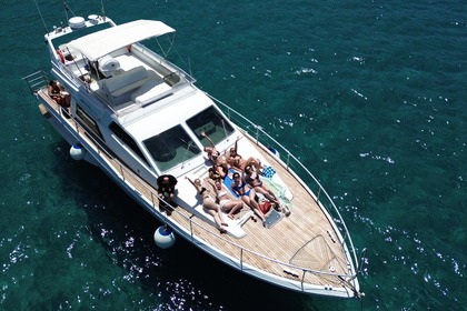 Hire Motor yacht Ferretti Altura 52s Rethymno