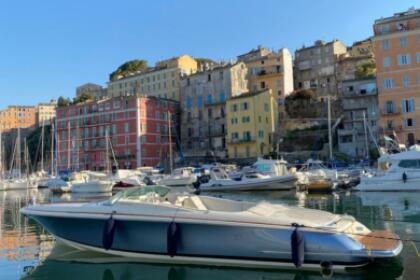 Location Bateau à moteur Chris Craft Corsair 32 Heritage Bastia