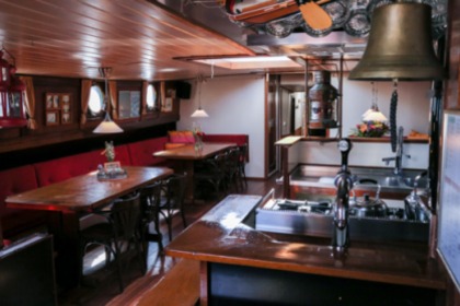 Rental Sailing yacht Custom Tweemastklipper Avondrood Lelystad