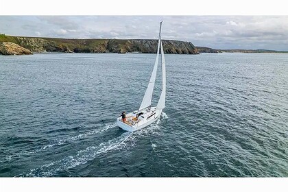 Noleggio Barca a vela  Oceanis 37.1 Capo d'Orlando