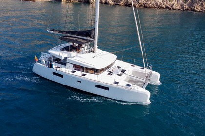 Rental Catamaran Lagoon 52 Barcelona