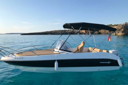 Noleggio Barca a motore Marion 560 Sundeck Minorca